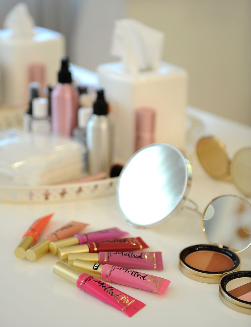 So hält dein Make-Up auch an heißen Sommertagen