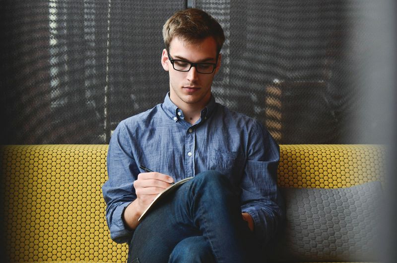Männer, die diese Eigenschaften haben, gehen bei Frauen gar nicht!