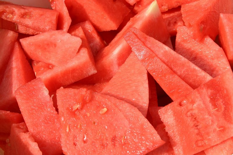 Das sind die besten Abnehmdrinks für einen flachen Bauch
