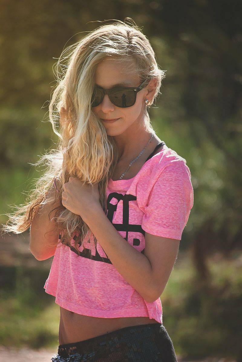 So trocknen deine Haare im Sommer nicht aus