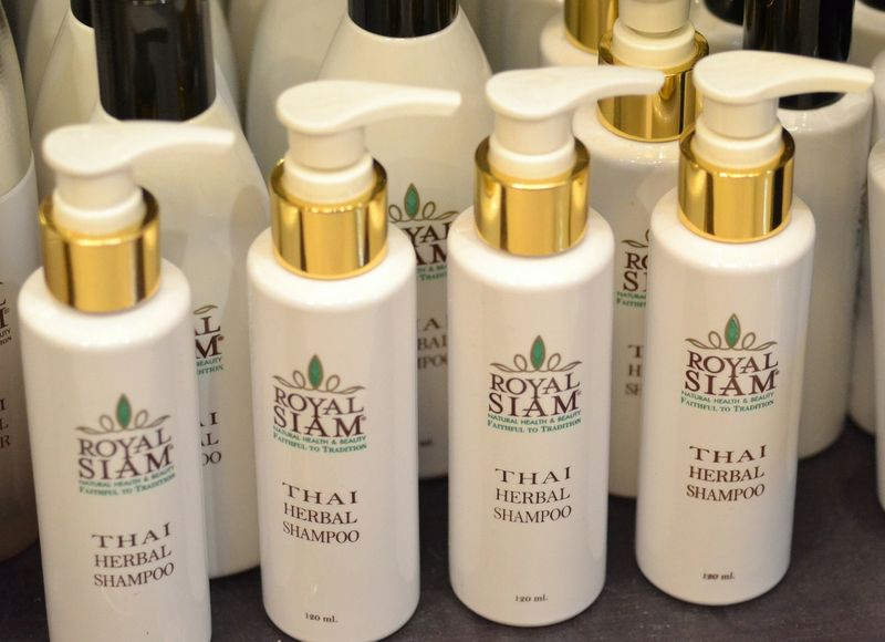 Kaputte & strapazierte Haare reparieren
