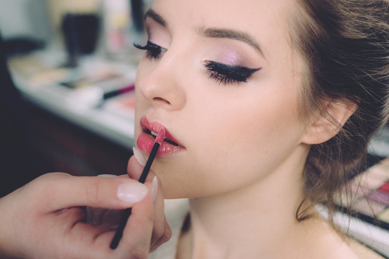Dieser Mascara-Fehler macht deine Augen kleiner!
