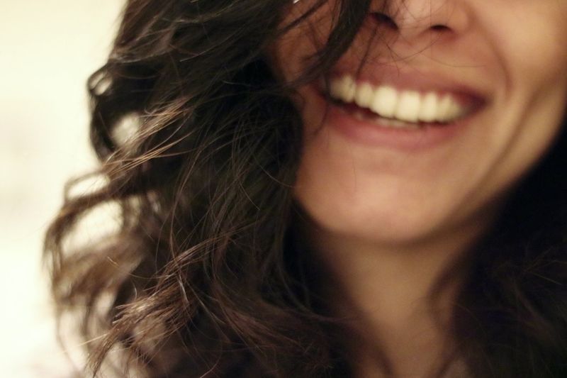 10 Dinge, die nur Frauen mit Locken verstehen