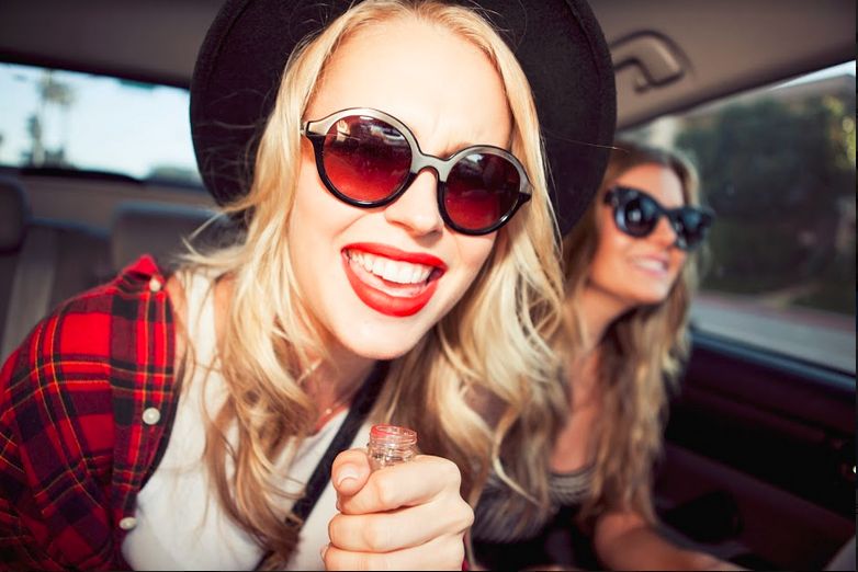 Das machen Frauen nur, wenn sie betrunken sind