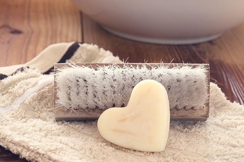 Dieses unterschätzte Beauty-Produkt lässt deine Pickel verschwinden