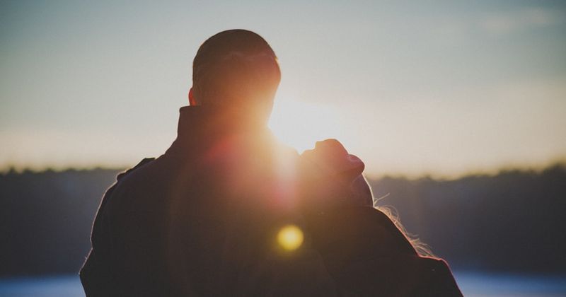 Das sind die 5 Phasen einer Beziehung
