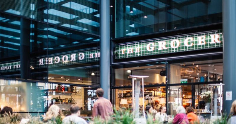 In diesem Supermarkt shoppen die Kunden gratis