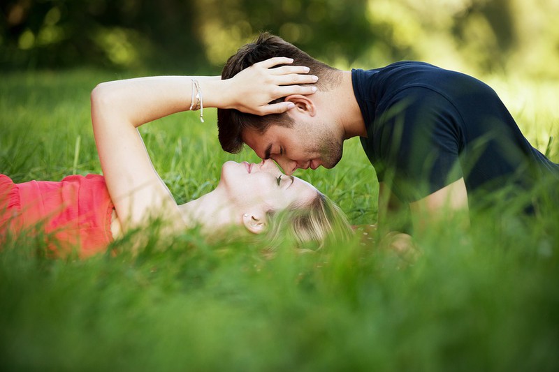 Daran erkennst du, dass dein Partner treu ist