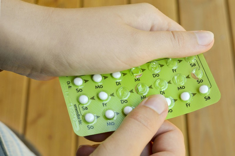 Die Hauptwirkstoffe der Pille sind Hormone: Östrogen und Progesteron