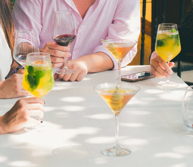 5 Dinge, die du kennst, wenn du keinen Alkohol trinkst