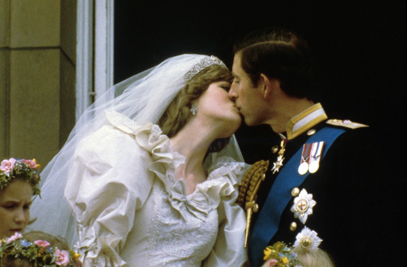 Altes Bild von Prinz Charles und Prinzessin Diana in den 90ern.