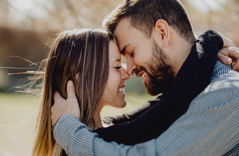 Kissing, Küssen, Couple, Beziehung, Liebe, verliebt