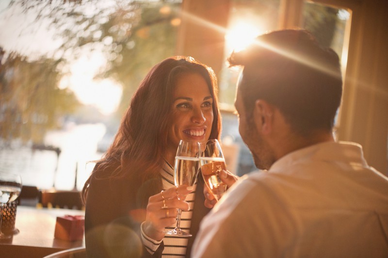 So klappt es mit dem Flirten: 9 US-Dating-Regeln