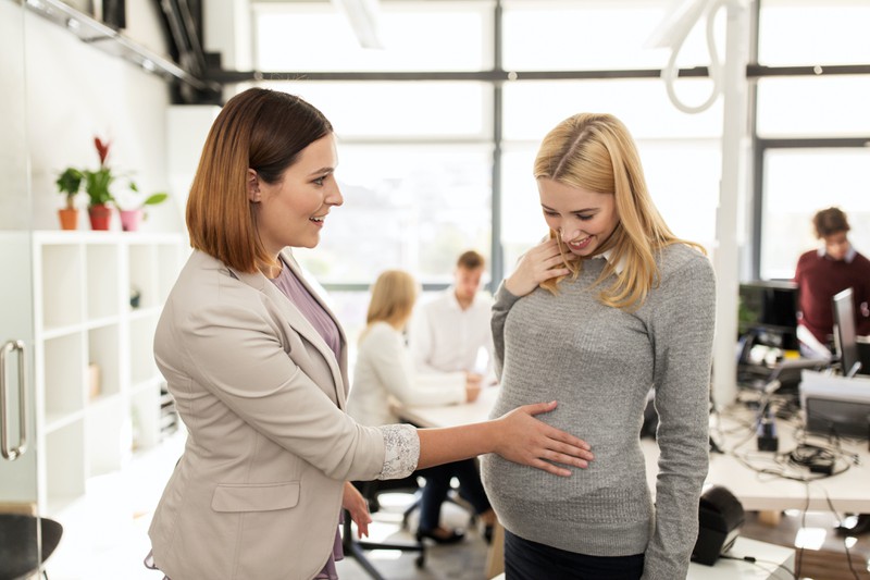 10 Dinge, die Schwangere über sich ergehen lassen müssen