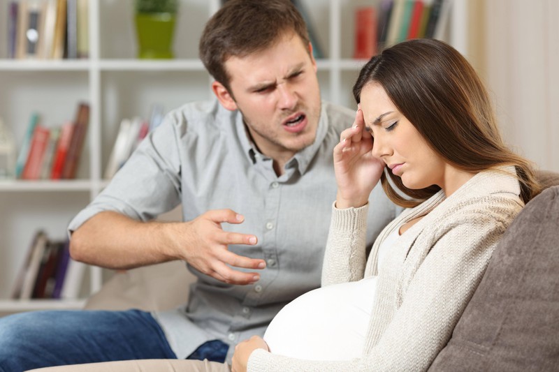10 Dinge, die Schwangere über sich ergehen lassen müssen