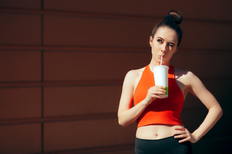 ATHLEISURE: SO ÜBERZEUGST DU IM SPORTLICHEN TREND-LOOK*