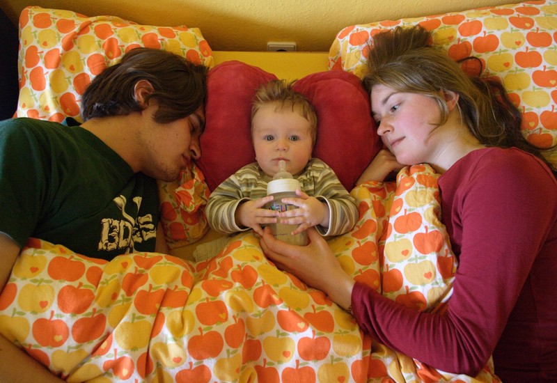 Kinder lernen viel, wenn sie bei ihren Eltern im Bett schlafen dürfen.