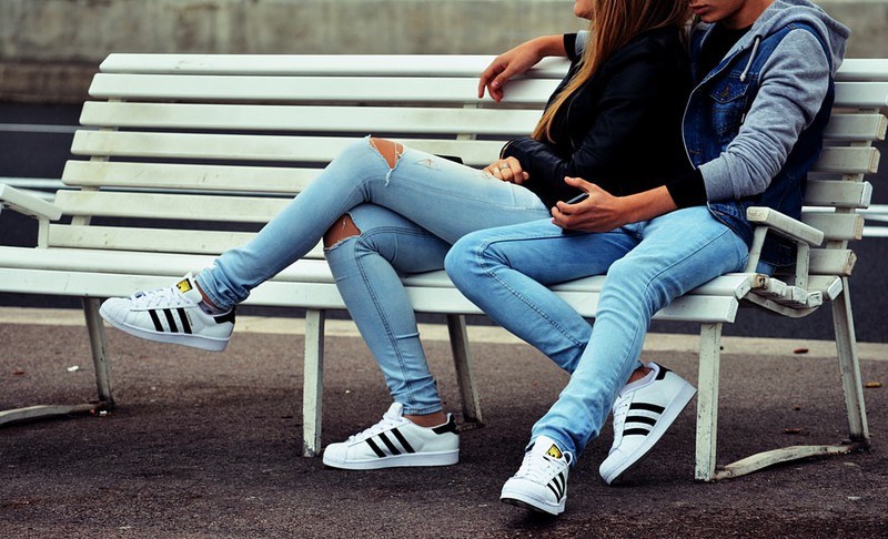 Mit deinen liebsten Sneakers durch den Winter – so klappt's*