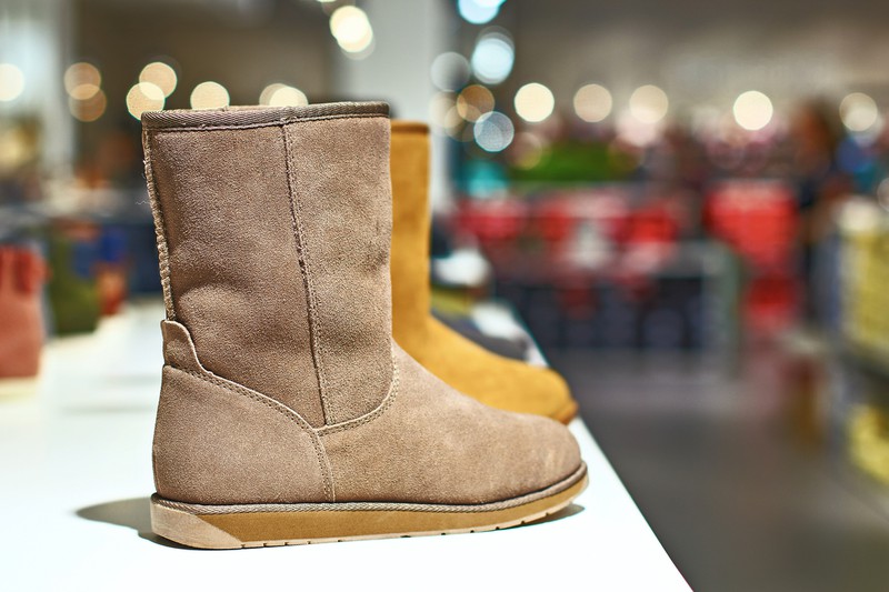 Ugg-Boots in einem Einkaufsgeschäft