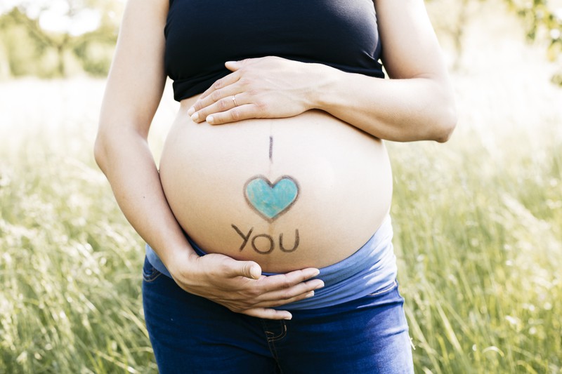 Viele Frauen wünschen sich nichts sehnlicher als ein Kind, wenn jedoch bei einer Schwangerschaft eine Eileiterschwangerschaft diagnostiziert wurde sieht es schlecht aus