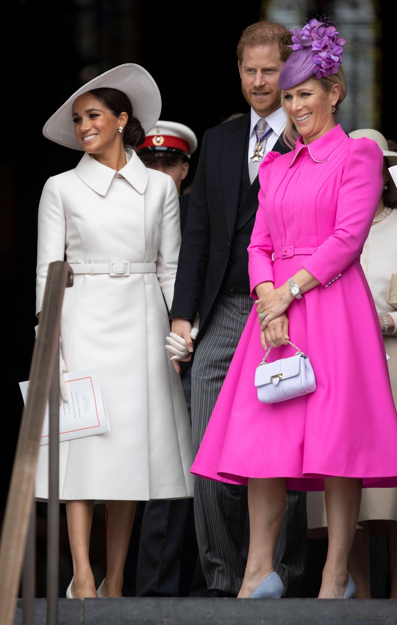 Meghan Markle wählte eine zurückhaltende Farbpalette für ihre Kleidung aus, als sie für das britische Königshaus tätig war.
