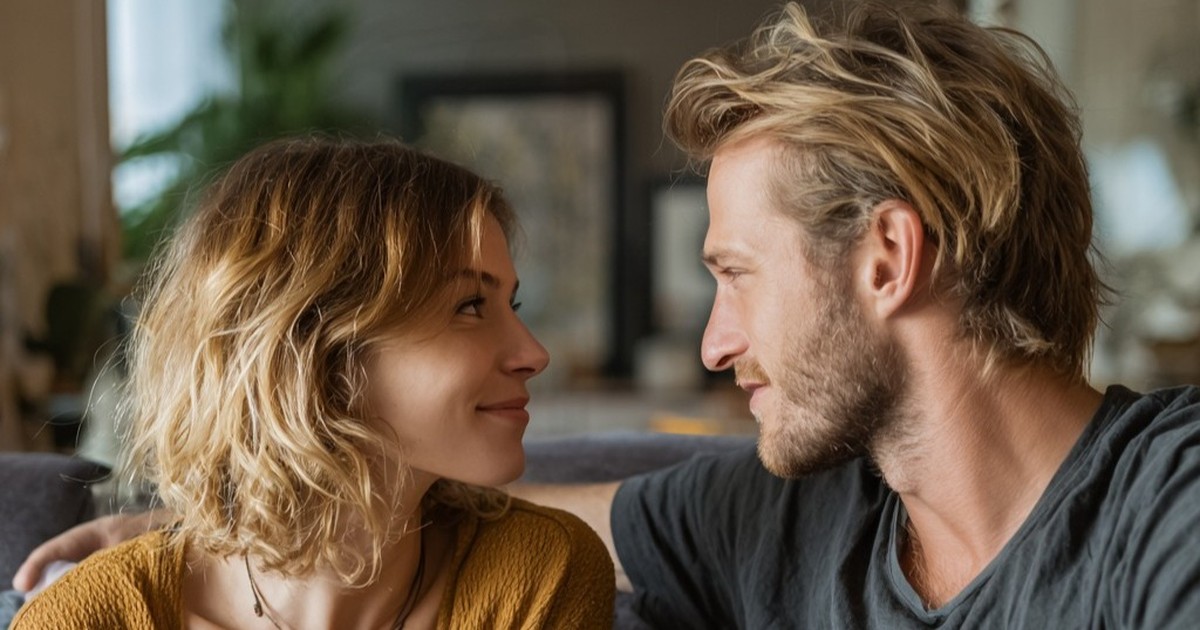 15 Signale, dass er wirklich in dich verliebt ist – und nicht nur an dir interessiert