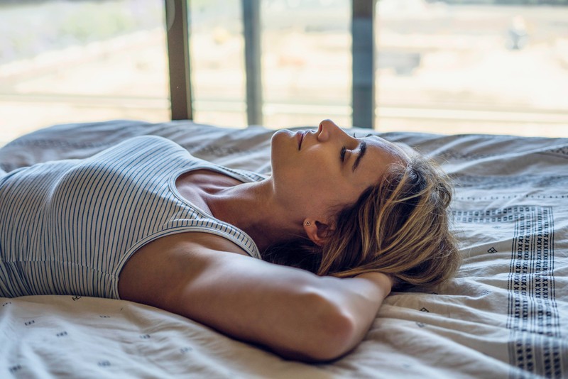 Im Sommer schwitzt man viel, auch nachts im Bett.