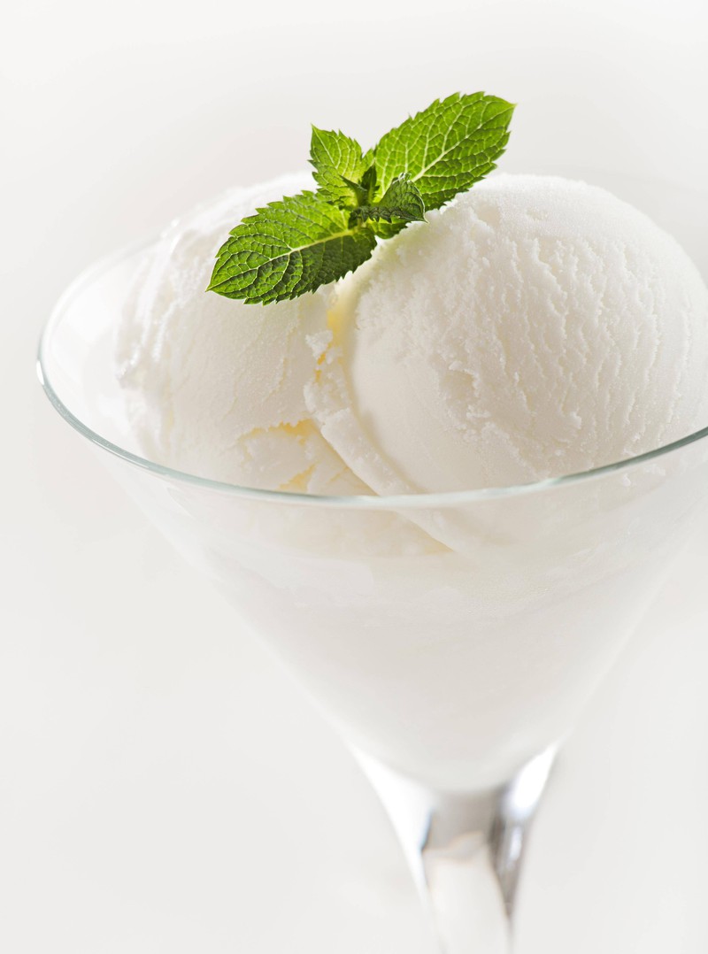 Die Eissorte Joghurt hat nicht viele Kalorien.
