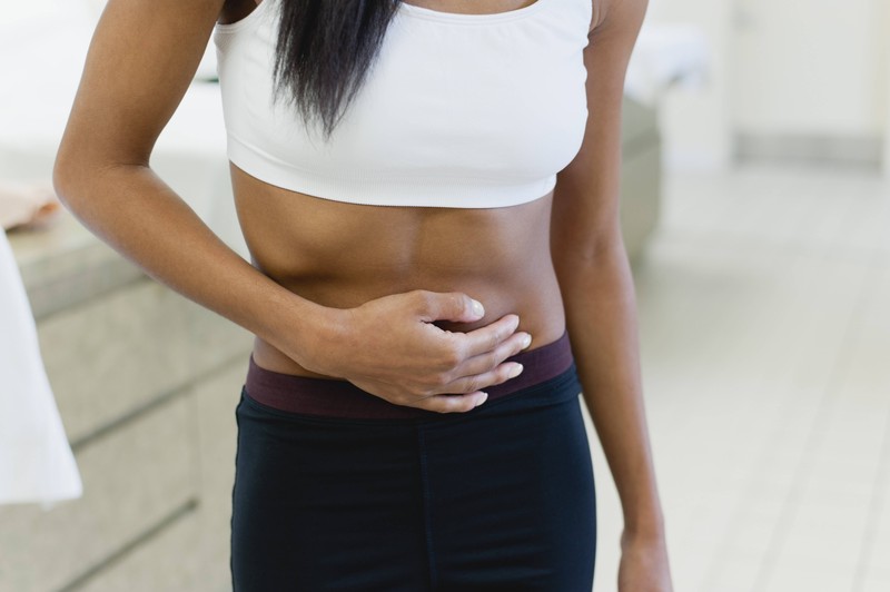 Magnesium kann den PMS-Symptom mildern.