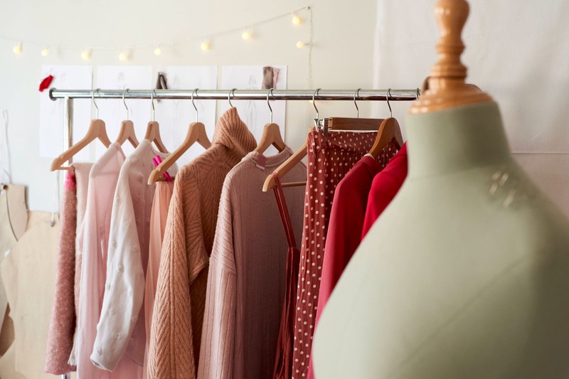 Eine Bluse ist DER Klassiker im Kleiderschrank. Gut kombiniert, kann sie bei jedem Tragen anders wirken.