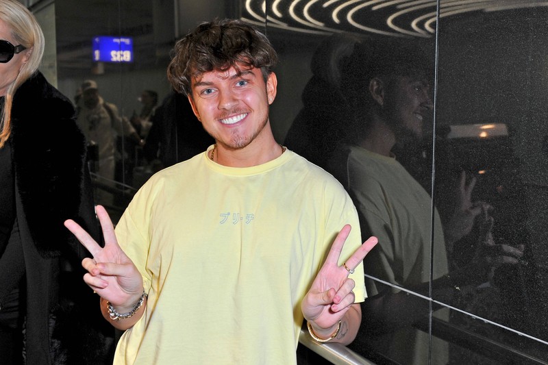 Twenty4Tim ist ein Social-Media-Star, der sich optisch stark verändert hat