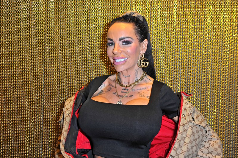 Gina-Lisa Lohfink leidet nach verpfuschter Beauty-OP unter Schmerzen.