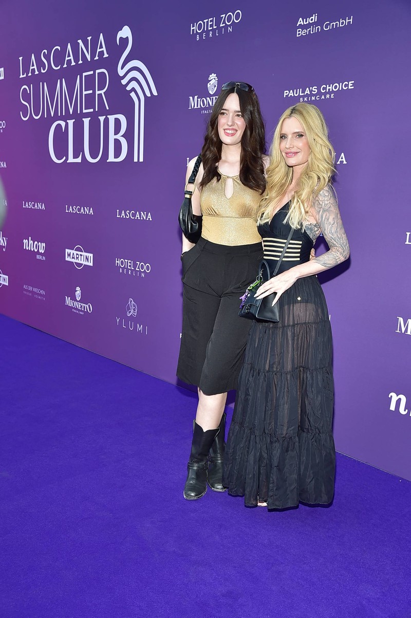 Die Tochter von Mirja du Mont ist ebenfalls in der Medienbranche tätig.