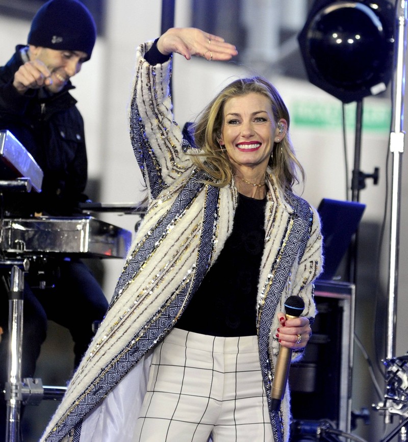 Faith Hill wurde nur wenige Tage nach ihrer Geburt adoptiert. Sie erzählt jedoch gerne von ihrer liebevollen Kindheit.