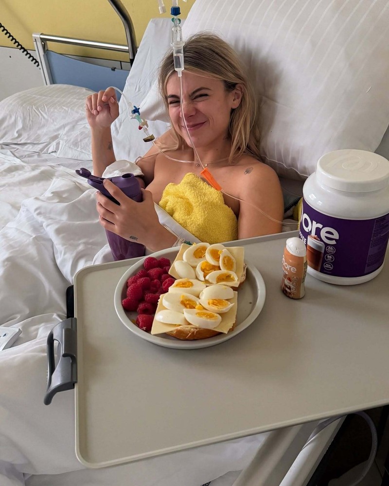 Romina Palm erholte sich nach der Entbindung im Krankenhaus mit dem Proteinprodukt von Christian Wolf