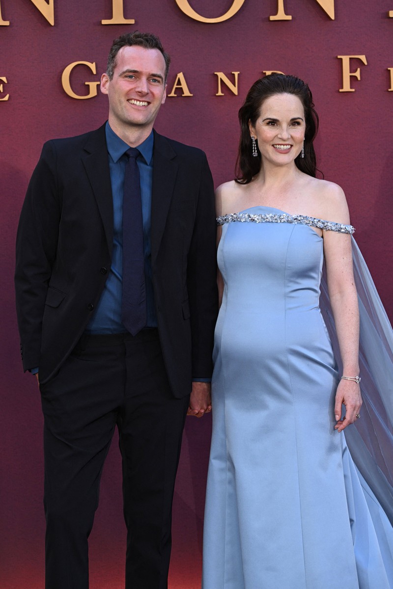 Schauspielerin Michelle Drockery aus der Serie „Downton Abbey“ verkündet ihre erste Schwangerschaft.