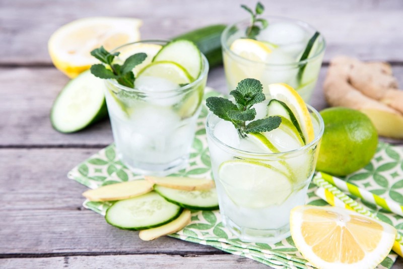 Ingwer-Limonade bietet dir besonders gute Erfrischung an heißen Tagen.