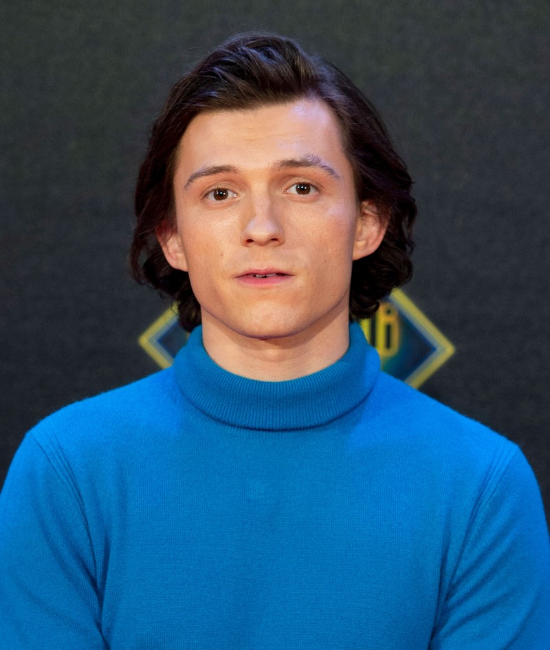 Tom Holland merkte schnell, dass er an einer Alkoholkrankheit litt, und beschloss, seinen Konsum zu reduzieren.