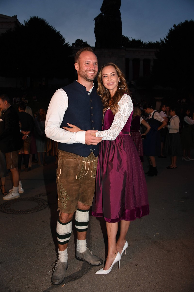 Sandy Meyer-Wölden zeigt ihren Partner zum ersten Mal auf dem Oktoberfest 2024