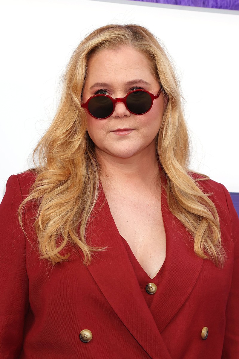 Amy Schumer erklärte, dass sie mit Ozempic aufgehört hat, weil die Nebenwirkungen zu stark waren.