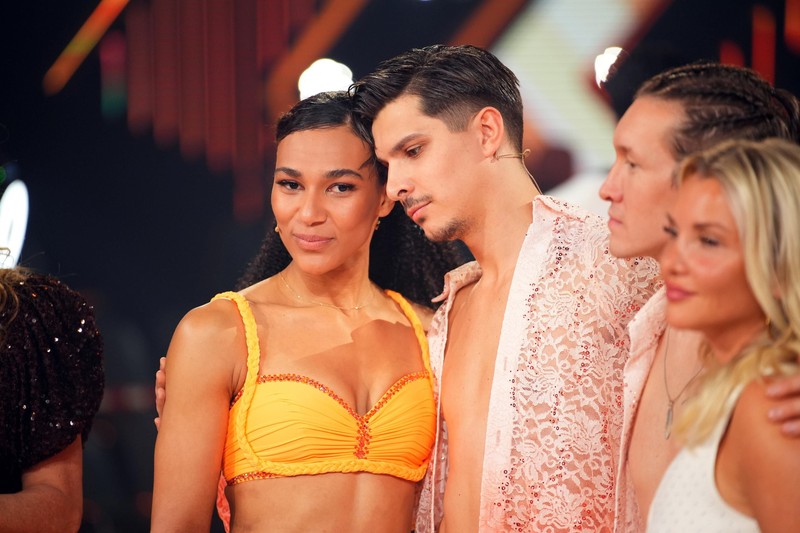 Marie Mouroum schied in Show 10 aus, was den Fans überhaupt nicht gefällt.