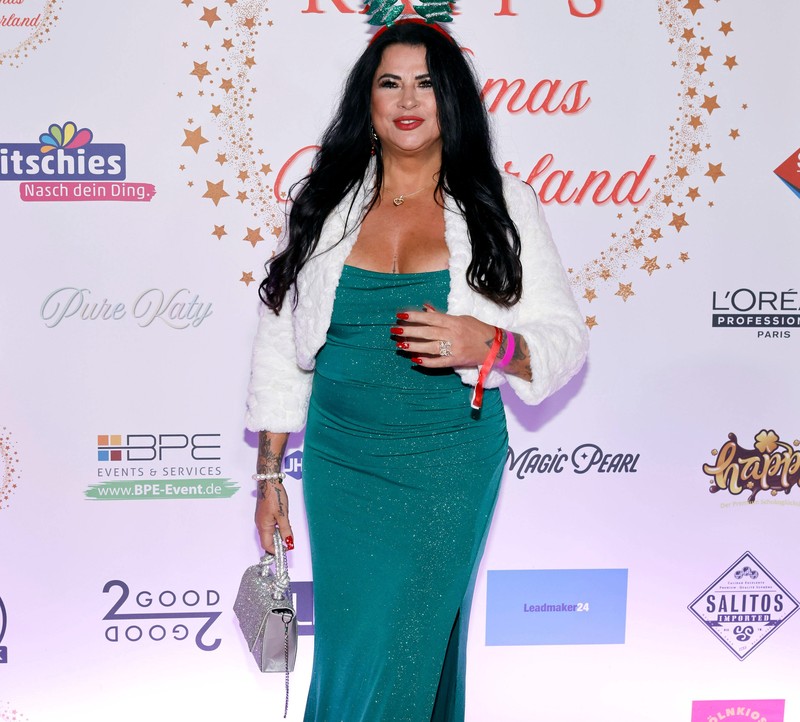 Iris Katzenberger ist eine bekannte Reality-TV-Darstellerin in Deutschland.