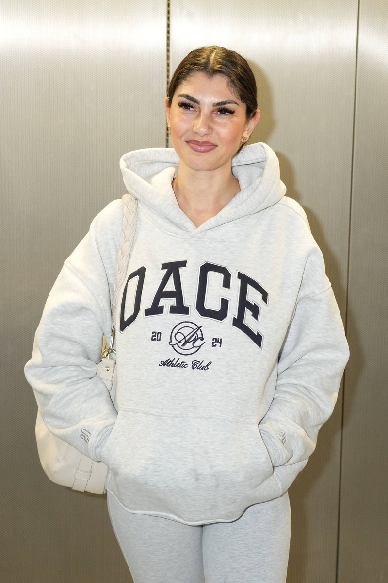 Yeliz Koç hat sich nun zu der Entlassung von Jimi Blue Ochsenknecht geäußert.