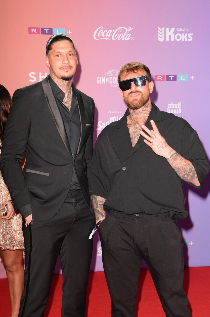 Die beiden Reality-Stars Luigi „Gigi“ Birofio und Yasin Mohamed hatten einen Autounfall, der im Netz hohe Wellen schlug.