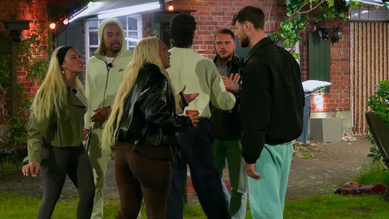 Im linearen TV wird „Das Sommerhaus der Stars“ zum Quotenflop.