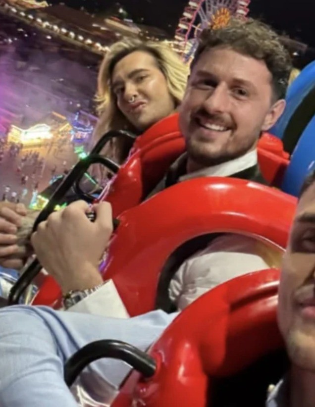 Jannik Kontalis feierte mit Bill Kaulitz auf dem Oktoberfest.
