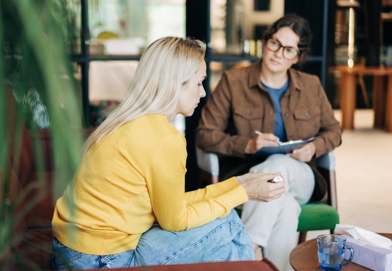 Kräuter können eine Psychotherapie nicht ersetzen.