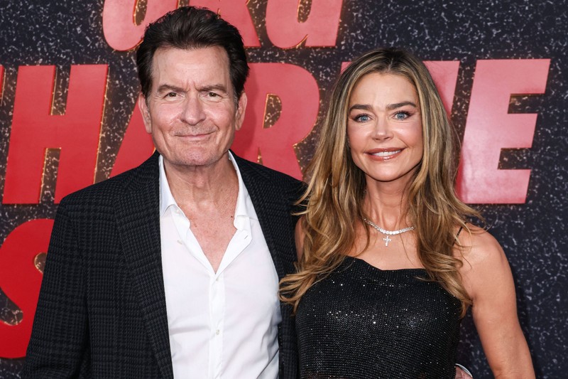 Charlie Sheen stritt sich mit mehreren Frauen um das Sorgerecht.