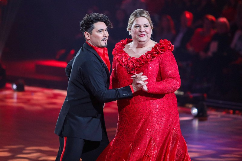 Ilka Bessin hat 2020 bei „Let's Dance“ extrem viel Gewicht verloren.