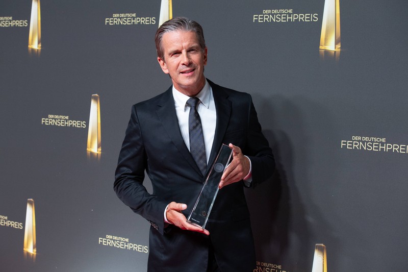 Markus Lanz appellierte beim Fernsehpreis an die Menschen, sich nicht unterkriegen zu lassen.